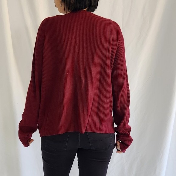 90s Burgundy Ribbed Cardigan - Picture 3 of 4